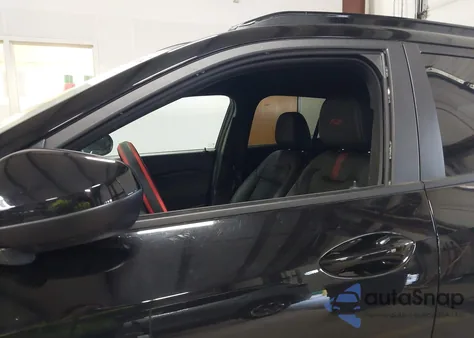 2024 Chevrolet Trax Fwd 2Rs z USA, uszkodzony, nr VIN KL77LJE2XRC146100